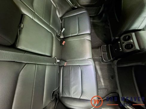 Used 2023 Jeep Wrangler Unlimited Sahara AWD/4WD image 34