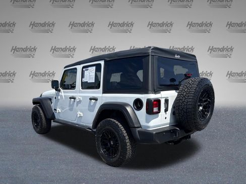 Used 2022 Jeep Wrangler Unlimited Sport AWD/4WD image 7