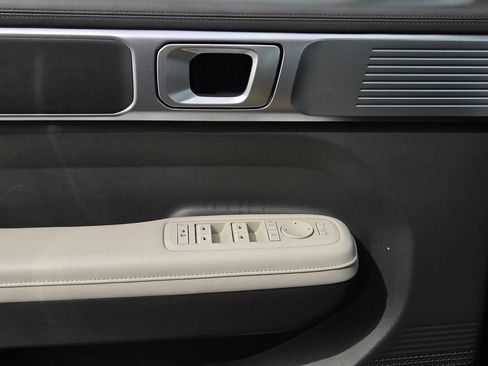 Used 2026 Hyundai Santa Fe SEL FWD image 32