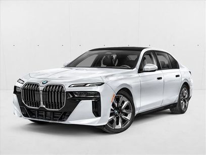 New 2025 BMW 740i xDrive w/ Premium Package
