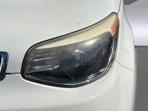 Used 2016 Kia Soul FWD image 10