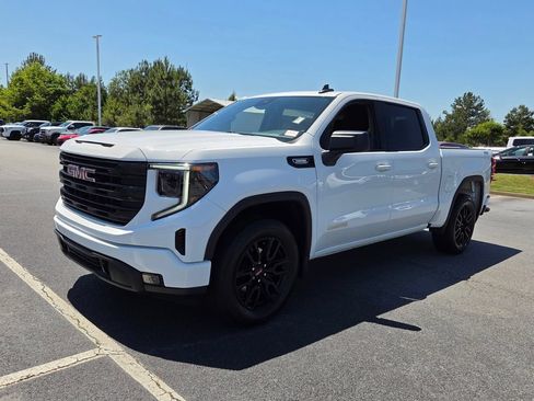 Used 2025 GMC Sierra 1500 Elevation AWD/4WD image 3