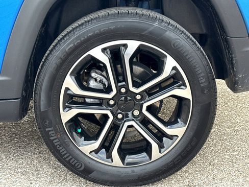 Used 2024 Jeep Compass Limited image 7