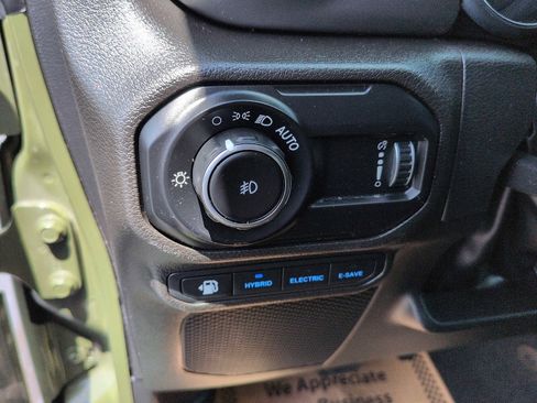 Used 2023 Jeep Wrangler Unlimited w/ Cold Weather Group AWD/4WD image 15