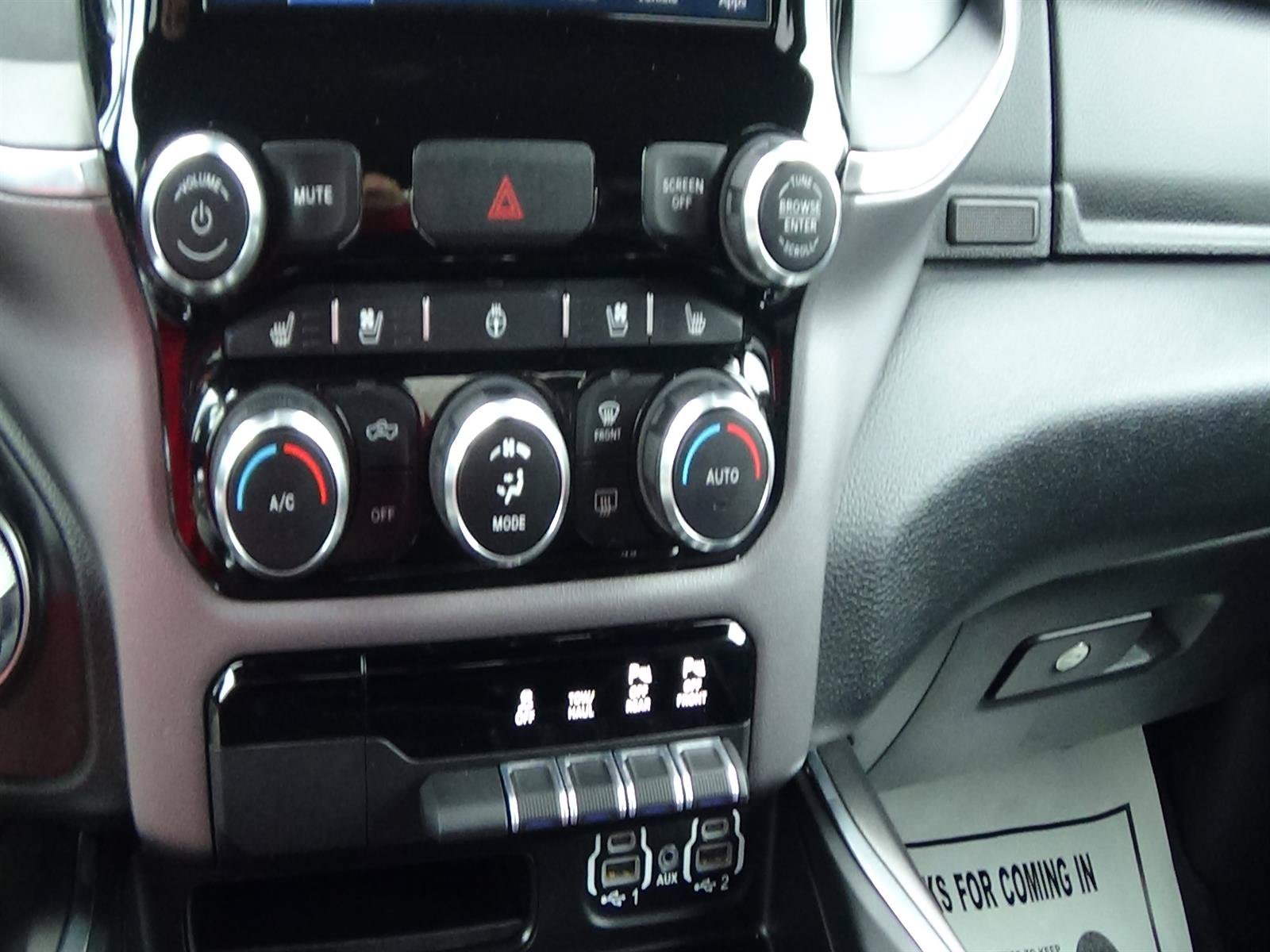Used 2022 RAM 1500 Laramie AWD/4WD image 28