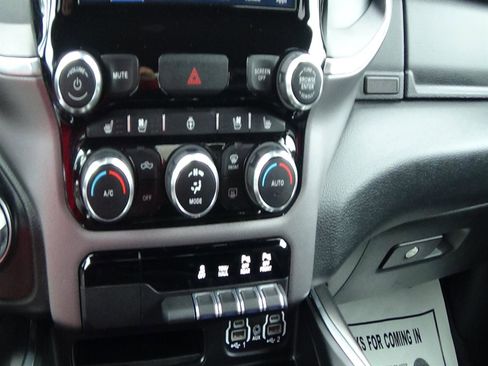 Certified 2022 RAM 1500 Laramie AWD/4WD image 28