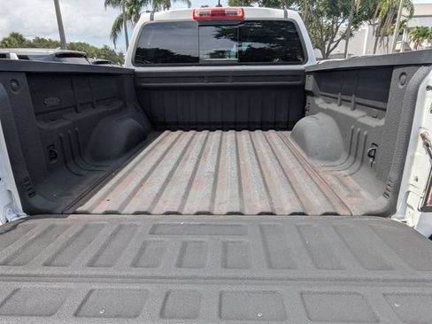 Used 2016 GMC Canyon SLT w/ Driver Alert Package RWD image 28