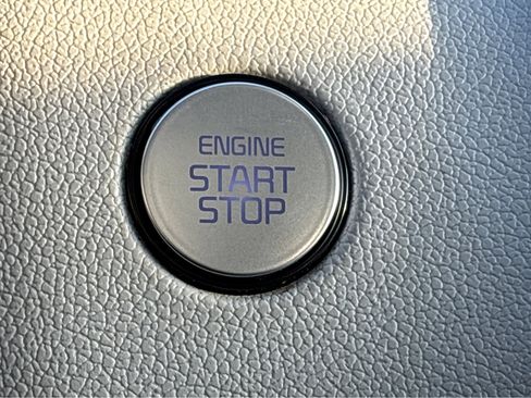 Used 2022 Kia Sorento S image 5