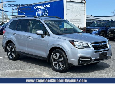 Used 2017 Subaru Forester 2.5i Limited AWD/4WD image 1