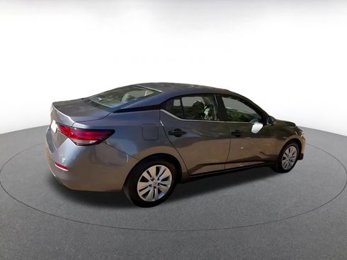 Used 2025 Nissan Sentra S image 14