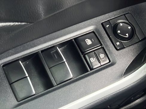 Used 2021 Toyota RAV4 XLE Premium FWD image 20