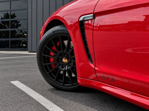 Used 2016 Porsche Panamera GTS AWD/4WD image 21
