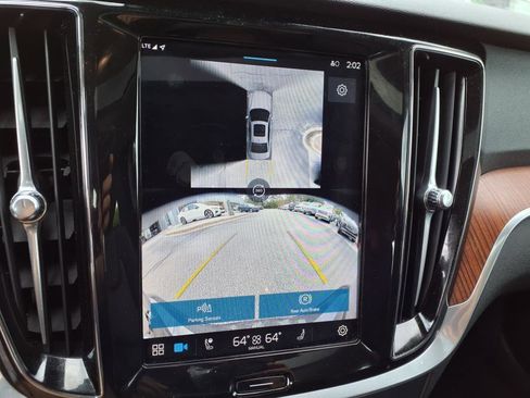 Certified 2025 Volvo S60 B5 Plus image 21