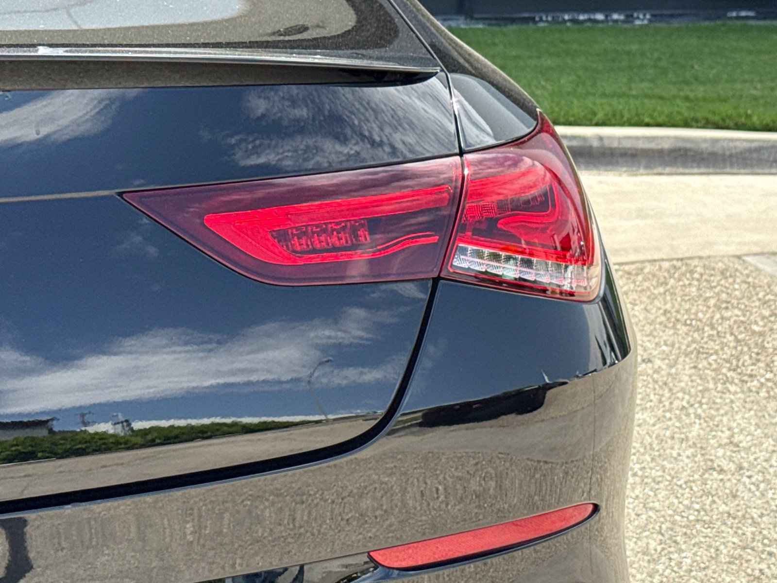 Used 2023 Mercedes-Benz CLA 250 image 14