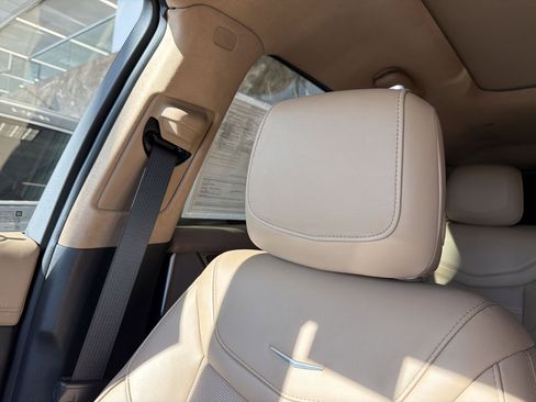 Certified 2020 Cadillac XT5 Sportv w/ Platinum Package image 19