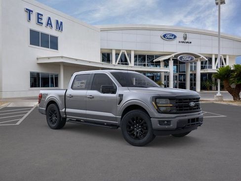 New 2026 Ford F150 XLT w/ Equipment Group 302A MID AWD/4WD image 7