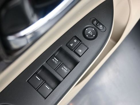 Used 2017 Honda Accord EX-L image 22