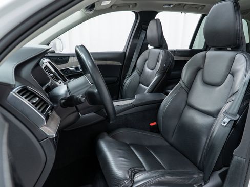 Used 2022 Volvo XC90 T6 Inscription w/ Advanced Package image 13