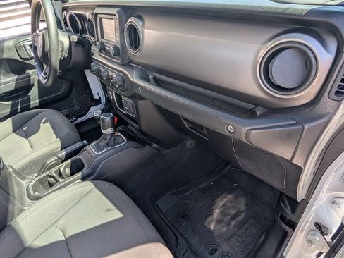 Used 2021 Jeep Gladiator Sport w/ Trailer Tow Package image 20