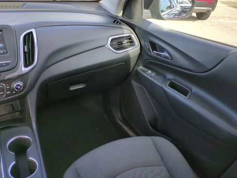 Used 2018 Chevrolet Equinox LT FWD image 19