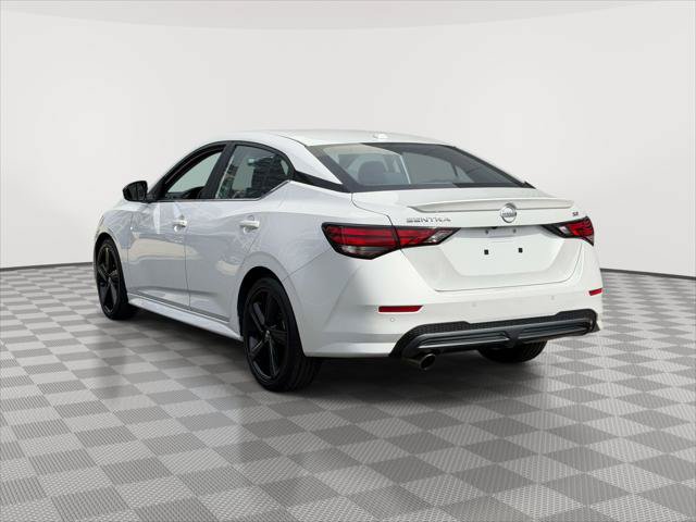 Used 2023 Nissan Sentra SR w/ Electronics Package FWD image 5