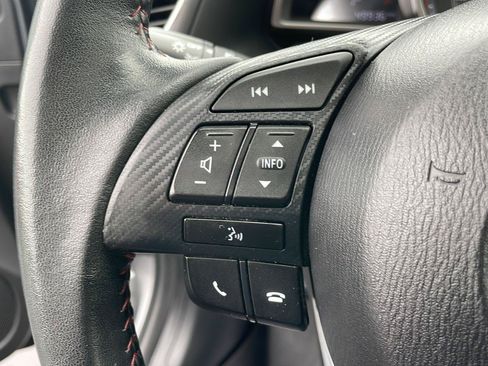 Used 2015 MAZDA MAZDA3 i Touring w/ Technology Package FWD image 14