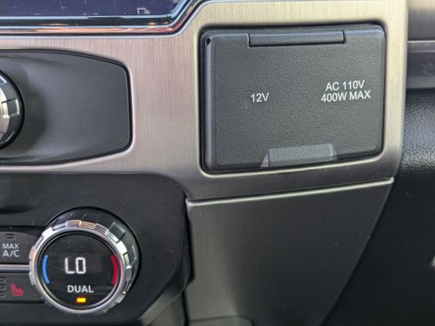 Used 2022 Ford F250 Platinum image 28