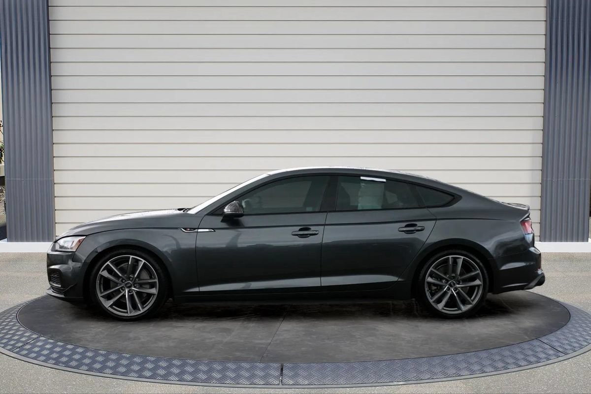 Used 2019 Audi A5 2.0T Premium Plus w/ Premium Plus AWD/4WD image 4