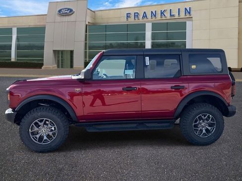 New 2025 Ford Bronco Badlands image 4