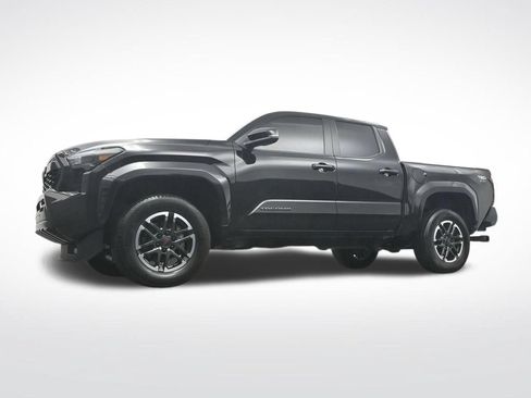 Used 2024 Toyota Tacoma TRD Sport w/ TRD Sport Upgrade Package AWD/4WD image 31