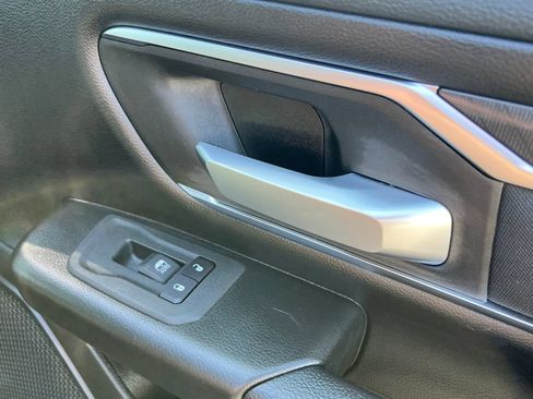 Used 2025 RAM 1500 Big Horn RWD image 17
