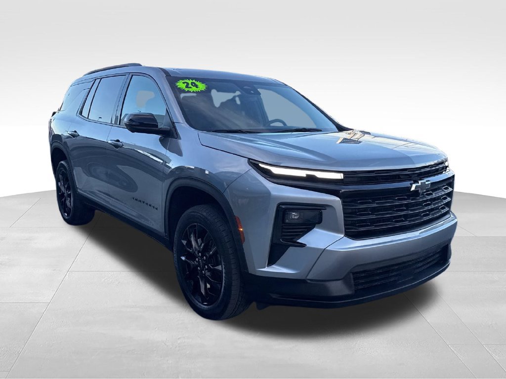 Used 2024 Chevrolet Traverse LT w/ Midnight/Sport Edition AWD/4WD image 18