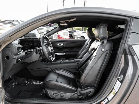 Used 2024 Ford Mustang GT Premium image 29