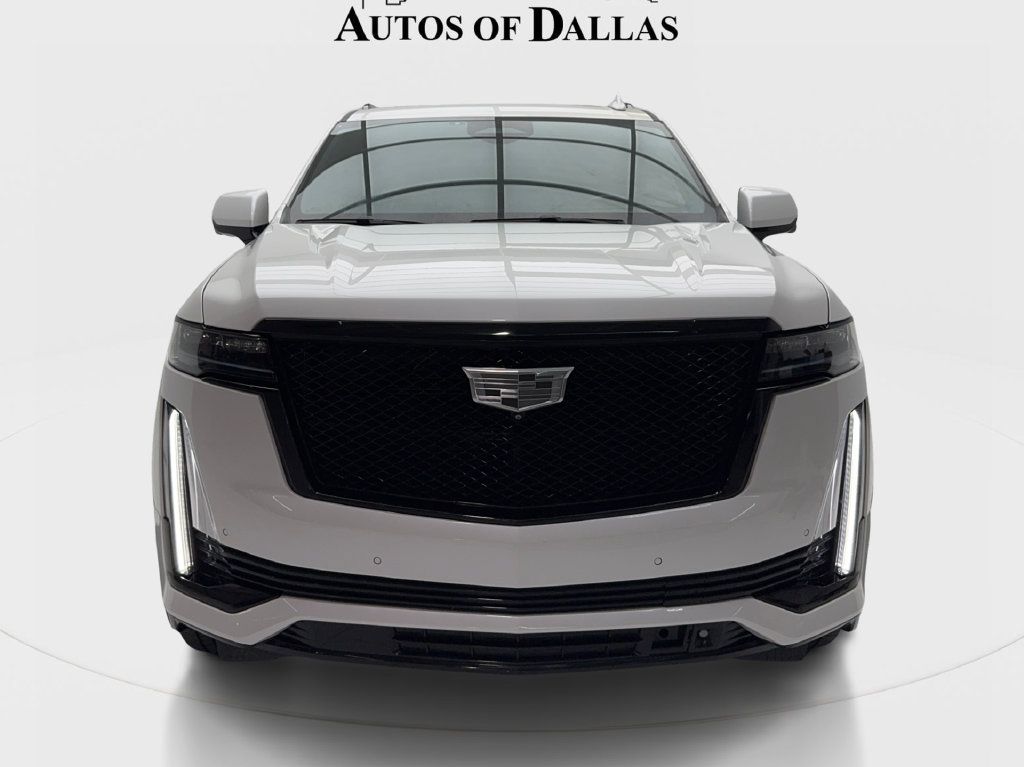 Used 2021 Cadillac Escalade Sport w/ Driver Assist Tech Package AWD/4WD image 4