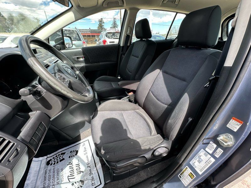 Used 2010 MAZDA MAZDA5 Sport FWD image 10
