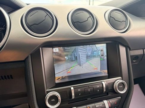 Used 2018 Ford Mustang GT Premium image 13