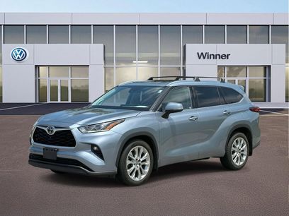 Used 2020 Toyota Highlander Limited