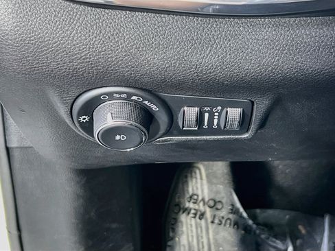 Used 2022 Jeep Compass Limited AWD/4WD image 10