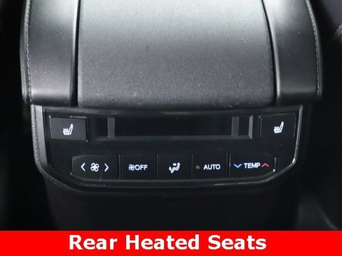 Used 2022 Toyota Highlander Platinum image 30