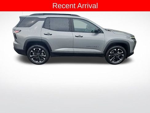Used 2025 Chevrolet Equinox RS AWD/4WD image 7