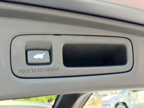 Used 2024 Honda CR-V EX-L image 28