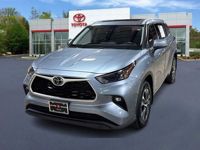 Used 2022 Toyota Highlander XLE