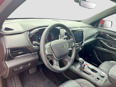 Used 2023 Chevrolet Traverse RS FWD image 9