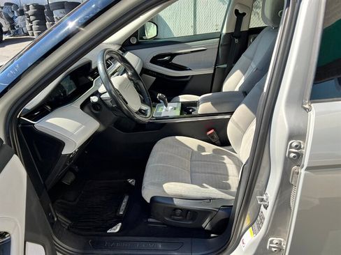 Used 2020 Land Rover Range Rover Evoque SE AWD/4WD image 18
