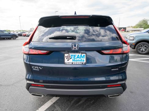 Used 2023 Honda CR-V Sport Touring image 5
