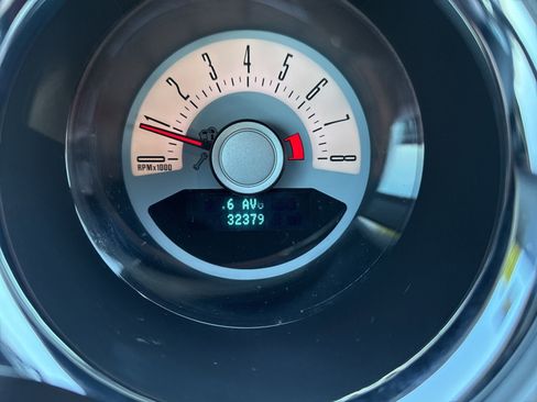 Used 2012 Ford Mustang GT Premium w/ HID Headlamps & Security Pkg image 7