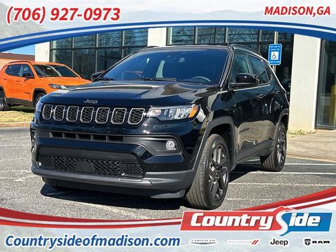 New 2026 Jeep Compass Latitude image 1