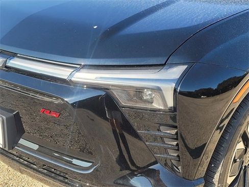 New 2026 Chevrolet Blazer EV RS image 5