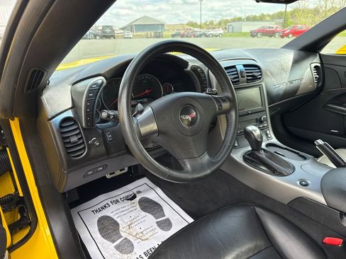 Used 2007 Chevrolet Corvette Convertible w/ Preferred Equipment Group RWD image 14