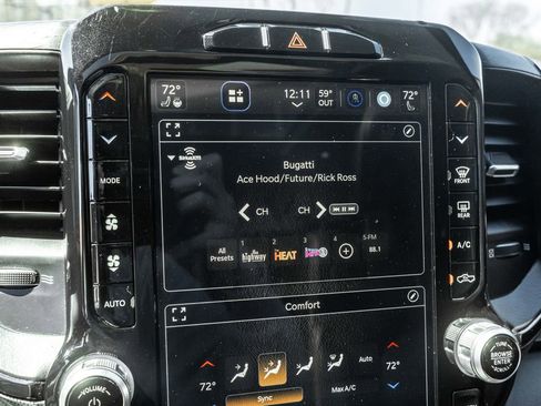 Used 2022 RAM 1500 Limited w/ Body-Colour Bumper Group image 19